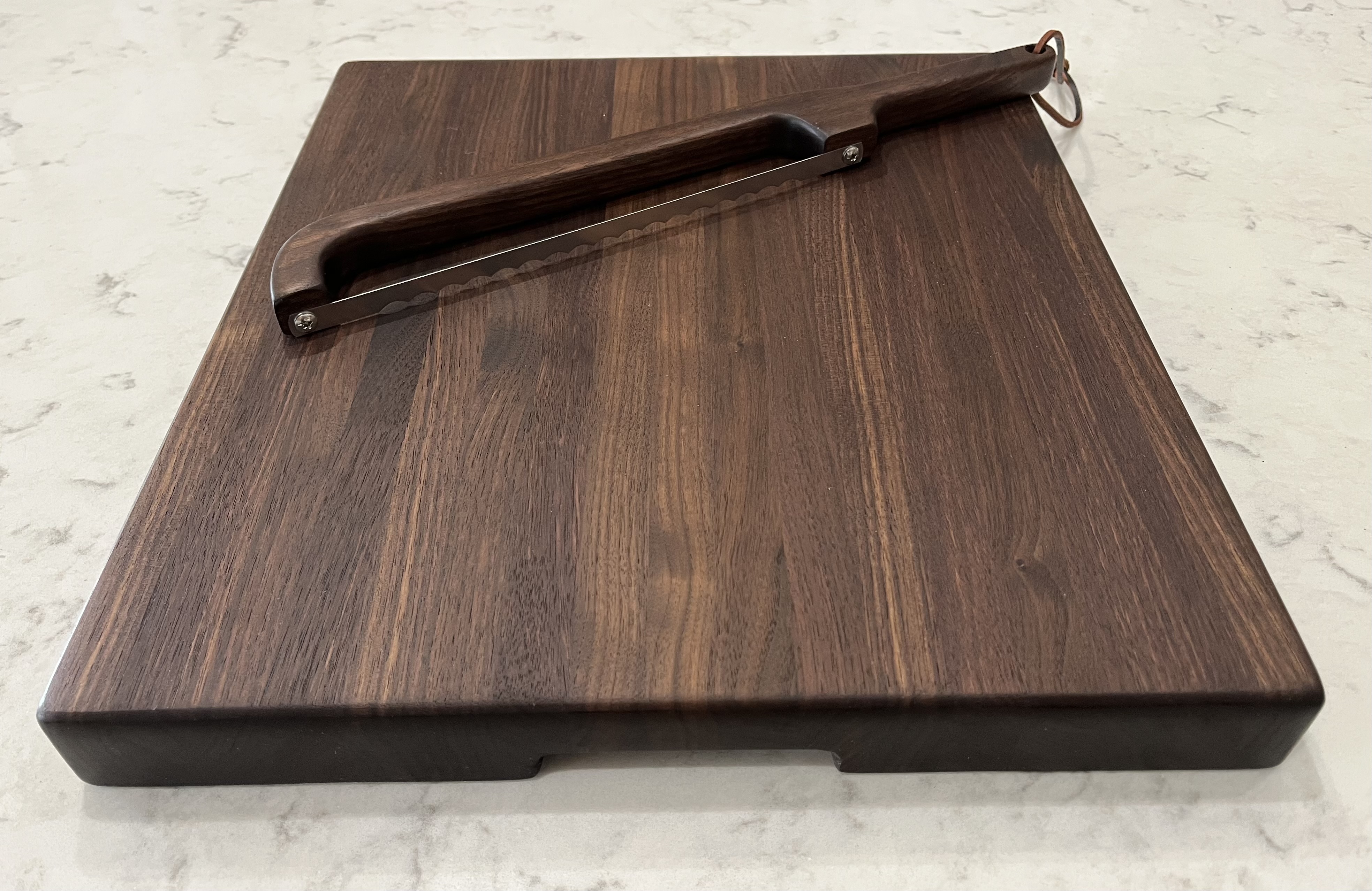 Edge Grain Cutting Board