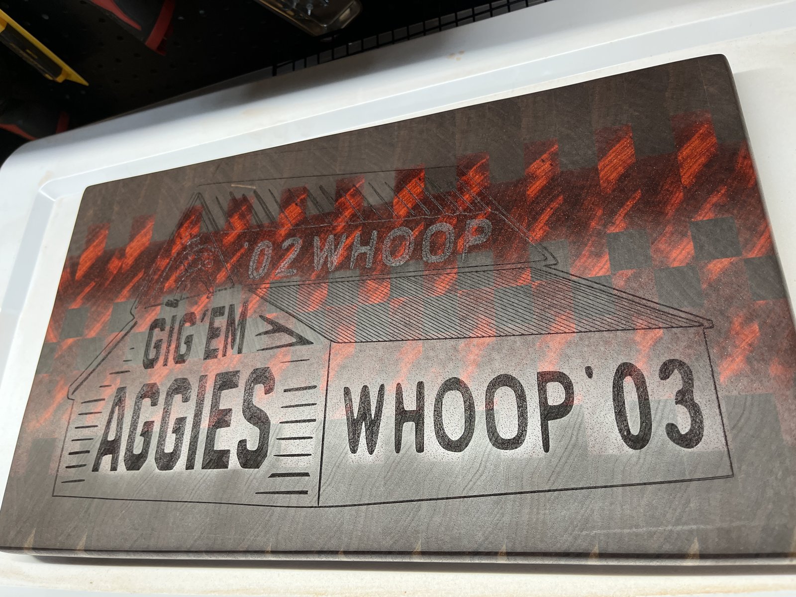 End-grain cutting board